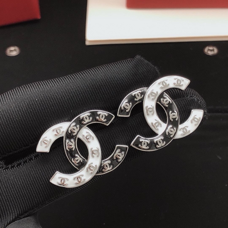 Ch**el earrings